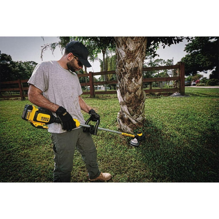 20V MAX* 13 in. Cordless String Trimmer With Charger and 4.0Ah