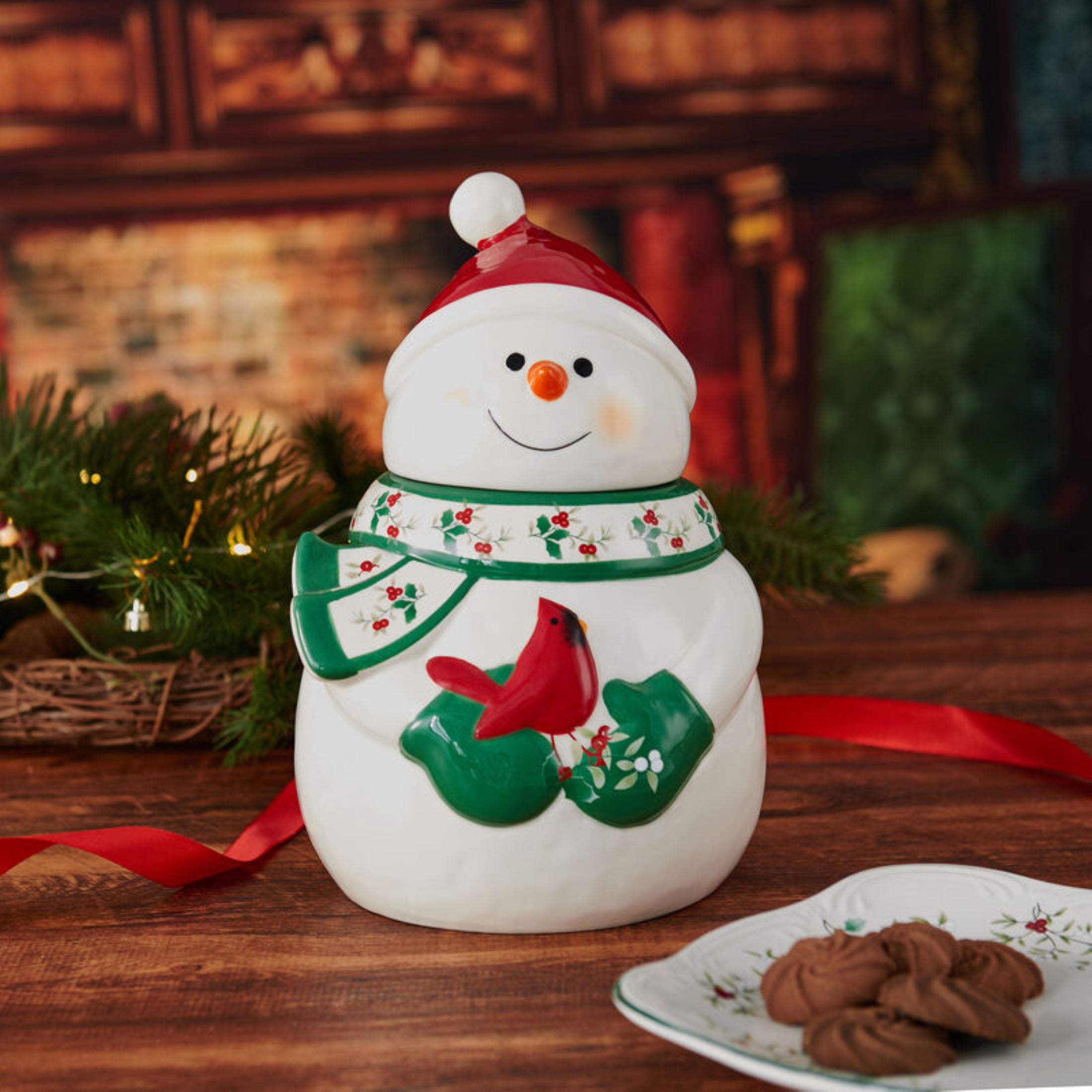 Pfaltzgraff Winterberry Snowman with Cardinal 10 in Cookie Jar