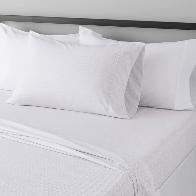 Lightweight Super Soft, Wrinkle-Free, Easy Care Microfiber 4-Piece Bed Sheet Set with 14-Inch Deep Pockets, Full, Bright White, Solid