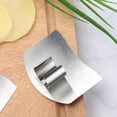 thumbnail image 4 of Jusqu'à 65 % de Réduction sur les Gadgets de Cuisine Garde-Doigts pour Couper Acier Inoxydable Garde-Couteau Tranchage Couper Organisateurs de Cuisine et Rangement, 4 of 9