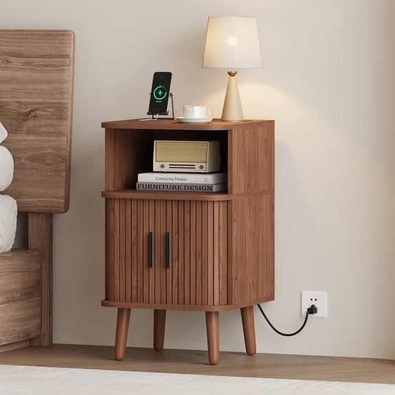 Mid Century Modern Bedside Table,Wood Nightstand with Power Outlet,Fluted Night Stand with Sliding Doors,Curved Round Edge Side Table with Storage Cabinet for Bedroom,Living Room(1PC)