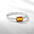 thumbnail image 2 of JeenMata Anillo de Compromiso Solitario de Citrino con Corte Esmeralda (Piedra Natal de Noviembre) en Oro Blanco de 18 K sobre Plata, 2 of 6
