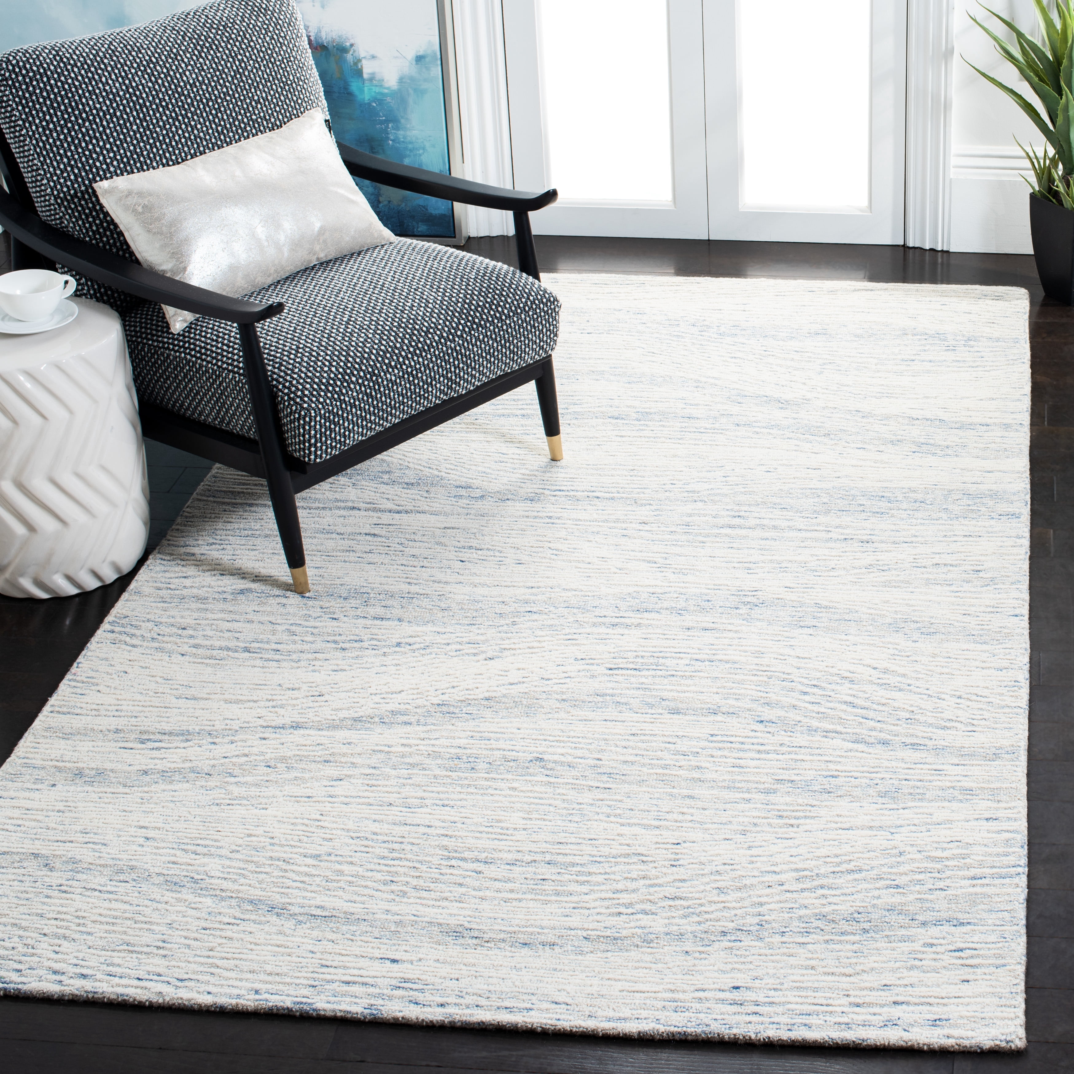 SAFAVIEH Metro Bridget Abstract Area Rug, Light Blue/Ivory, 4' x 6'