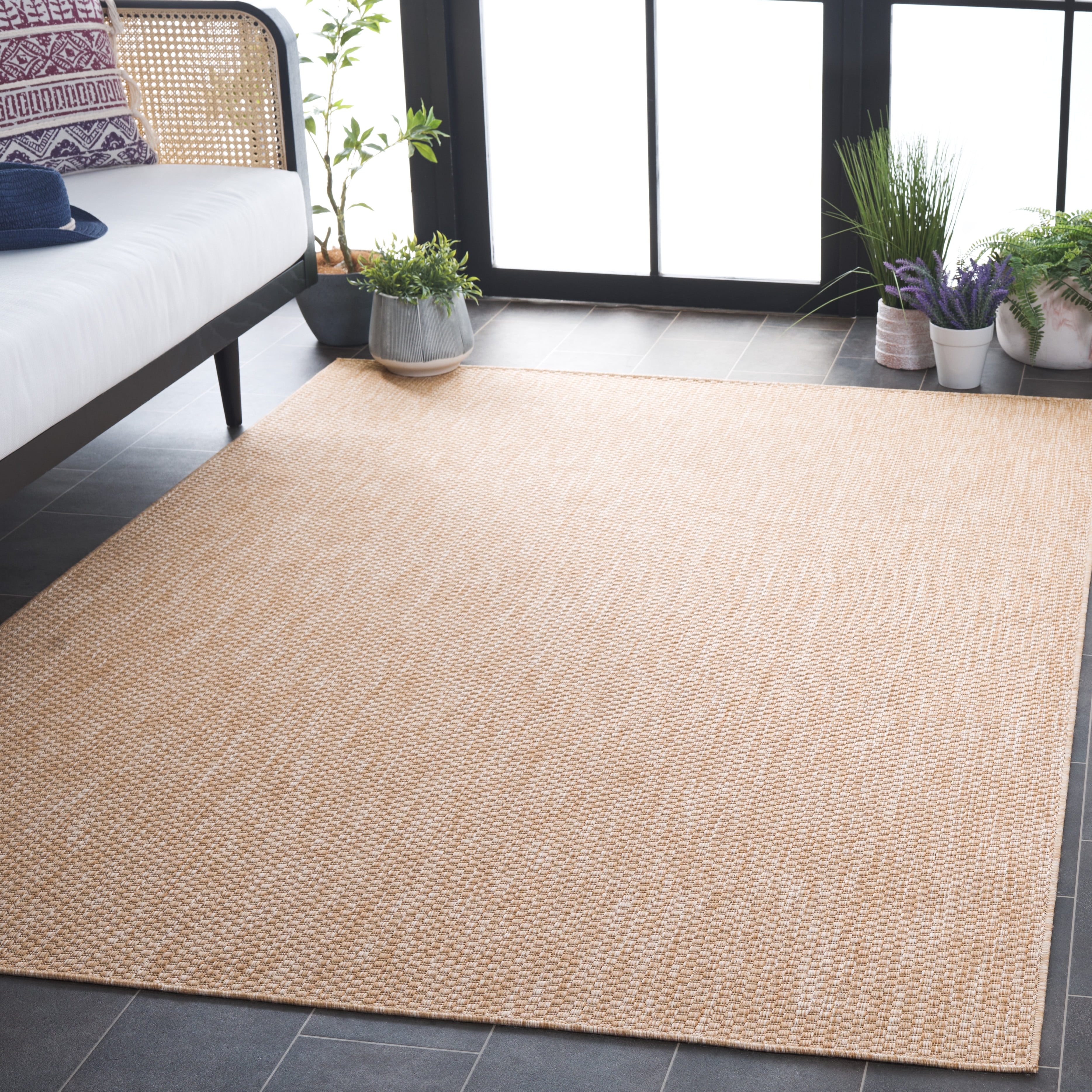 SAFAVIEH Beach House Jacinth Solid Indoor/Outdoor Area Rug, Natural, 6'7" x 6'7" Square