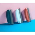 thumbnail image 4 of Cepillo antipelos, peine para mascotas 2 en 1, cepillo de limpieza reutilizable para perros, gatos, ropa, cojines, sofá, coche, cama (azul claro) JM, 4 of 5