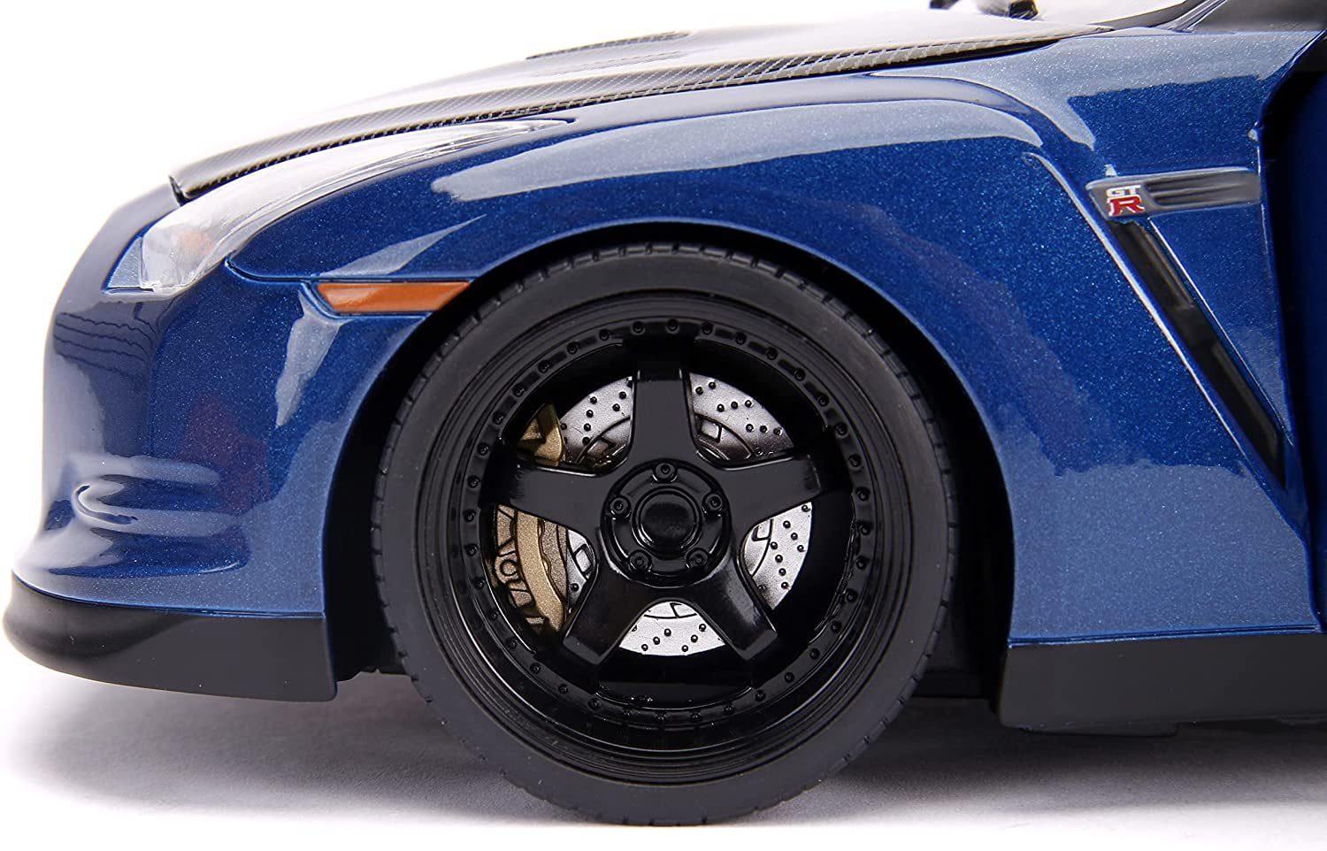 Jada Toys Fast & Furious 1:18 Nissan GT-R R35 Die-Cast Model