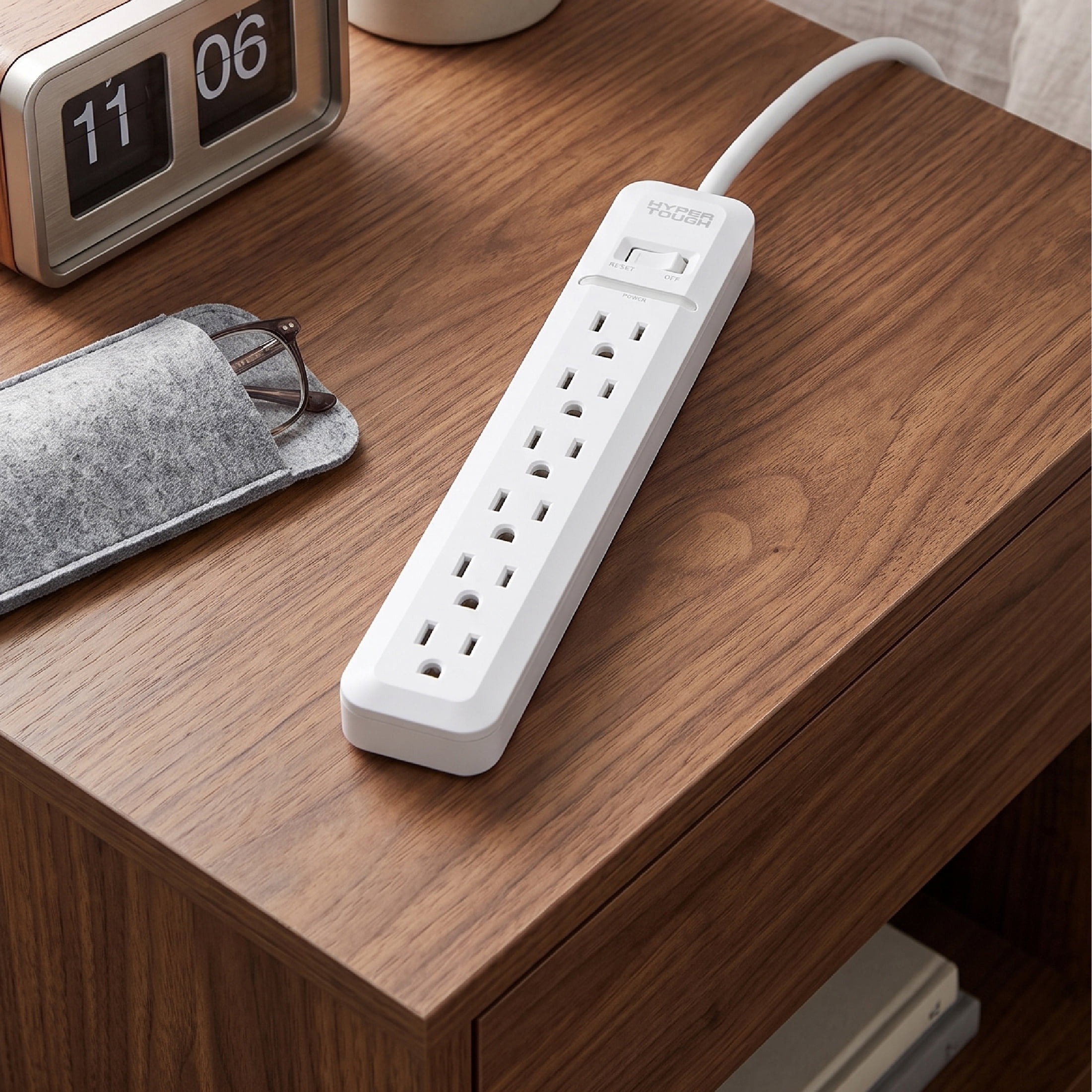 Hyper Tough 6 Outlet Surge Protector with 2.5 ft Extension Cord, White