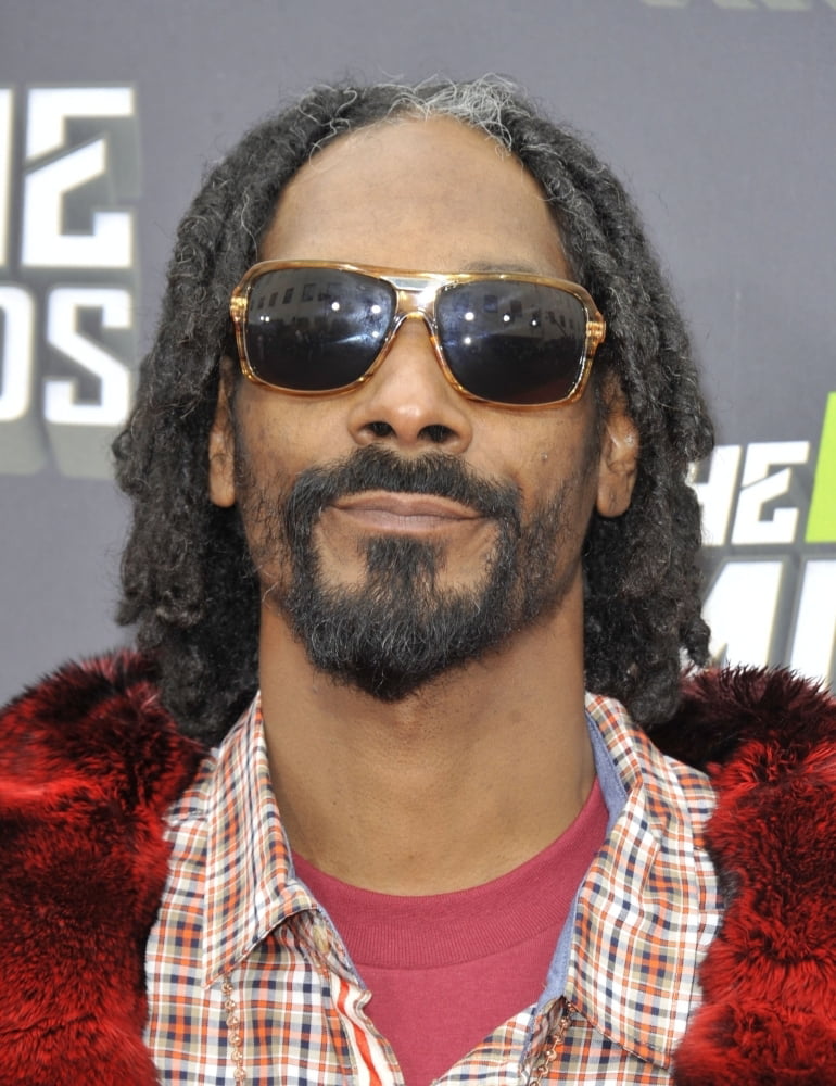 Snoop Dogg At Arrivals For Mtv Movie Awards - Arrivals Photo Print (16 ...