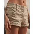 thumbnail image 2 of Shorts Boyfriend de cintura baja con costuras y bolsillos con solapa Cargo ShortsKhakiMedium, 2 of 5