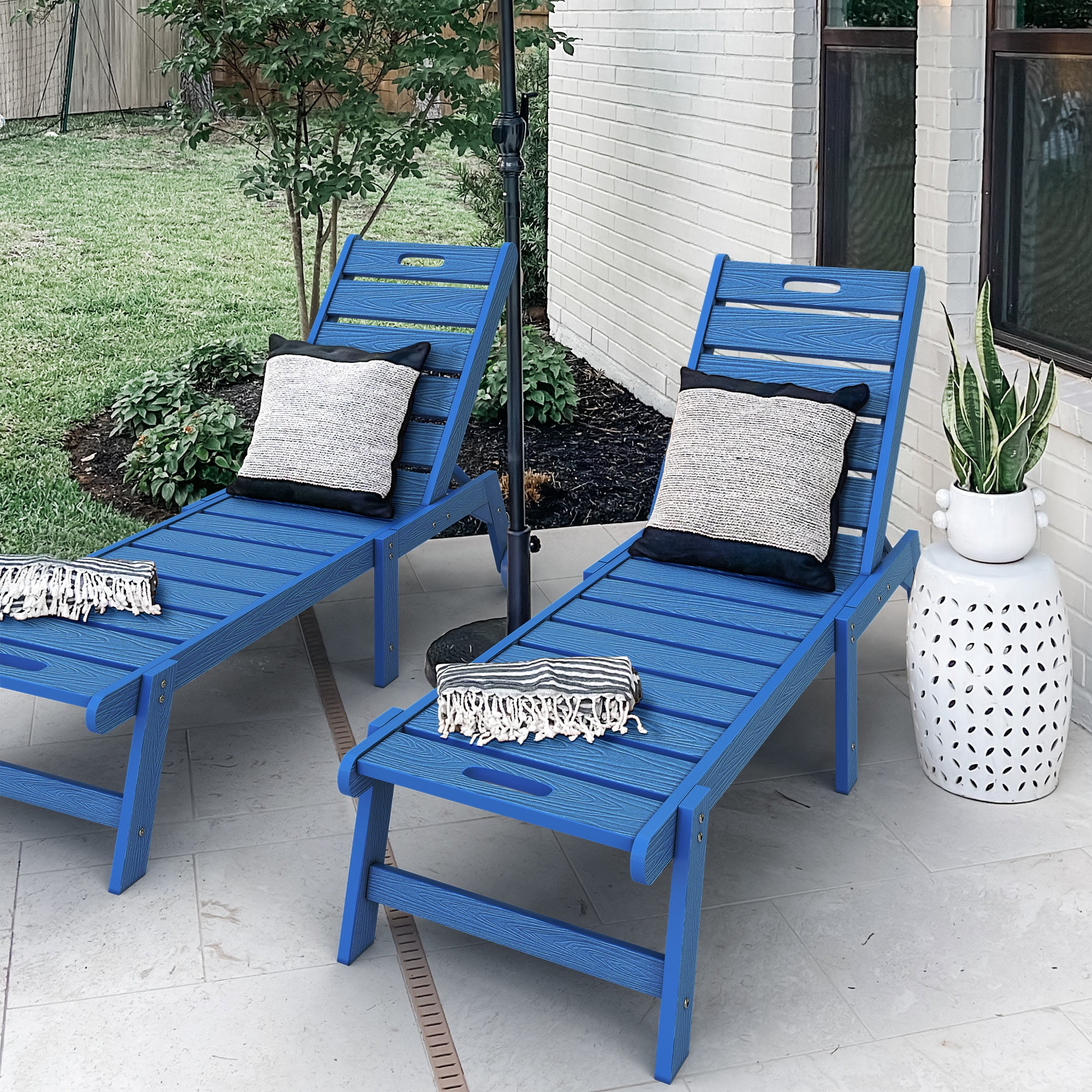 Dextrus Patio Chaise Lounge Chair With Wheel Weather Resistant Poly Resin Fire Pit Chairs for Patio Pool Deck Lawn and Garden Blue