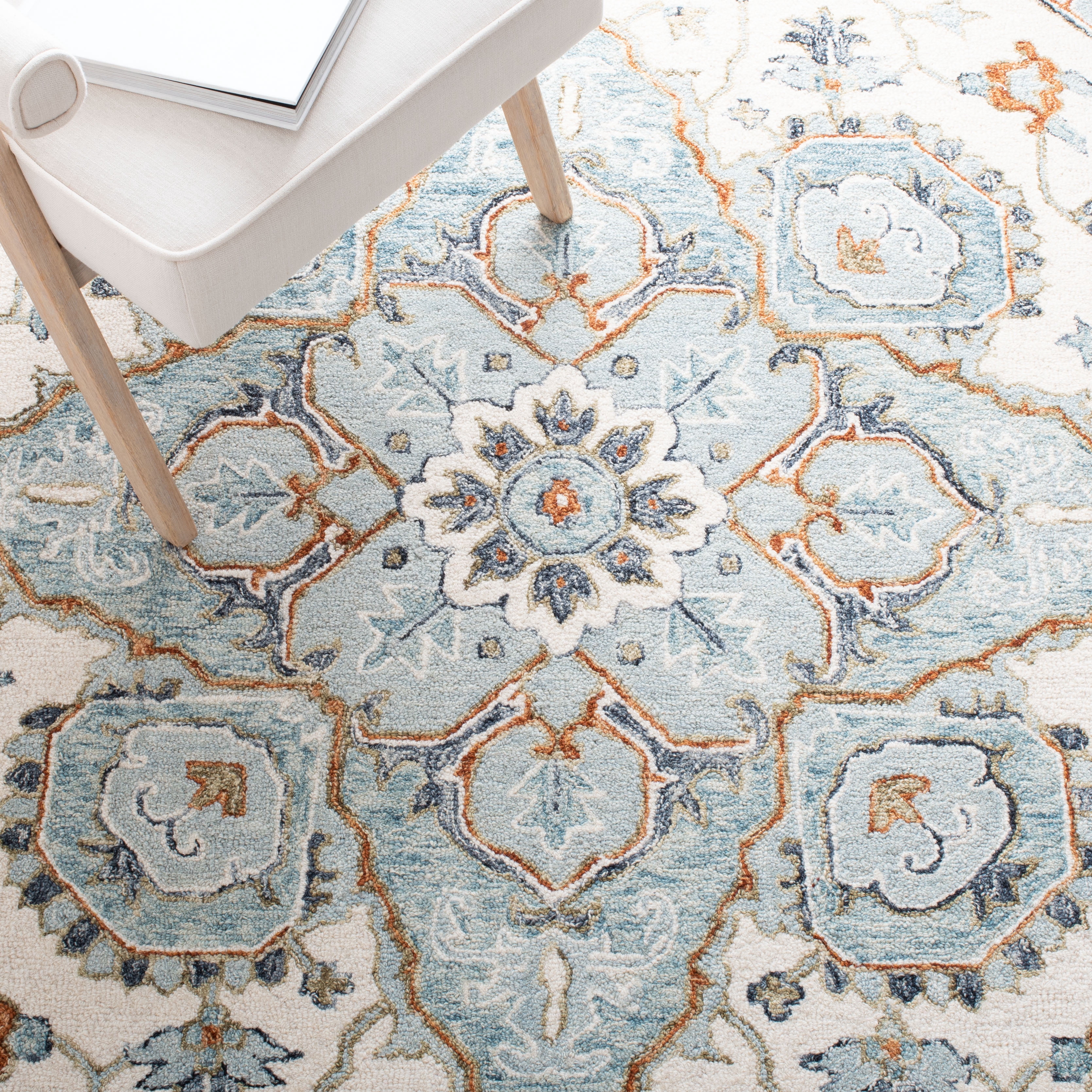 Safavieh Heritage Kagan Oriental Area Rug, Ivory/Blue, 6' x 6' Square