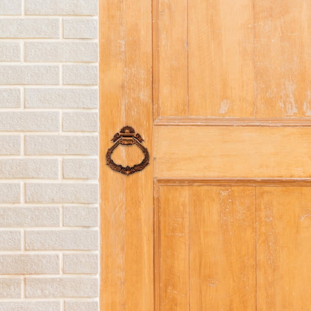 FENGGUIQU European Style Coffee Door Knocker Zinc Alloy Single Front Door Knocker for Home Use