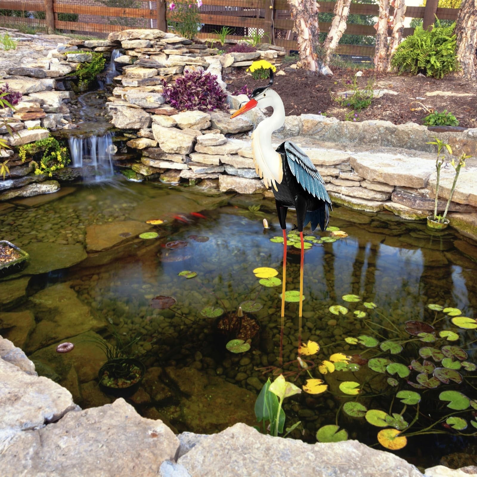 NIWEITA Large Standing Metal Crane Statue - Outdoor Heron Yard Art Sculpture, Garden Decor for Backyard, Patio, Porch & Lawn Ornament, Weather-Resistant Metal Bird Decor