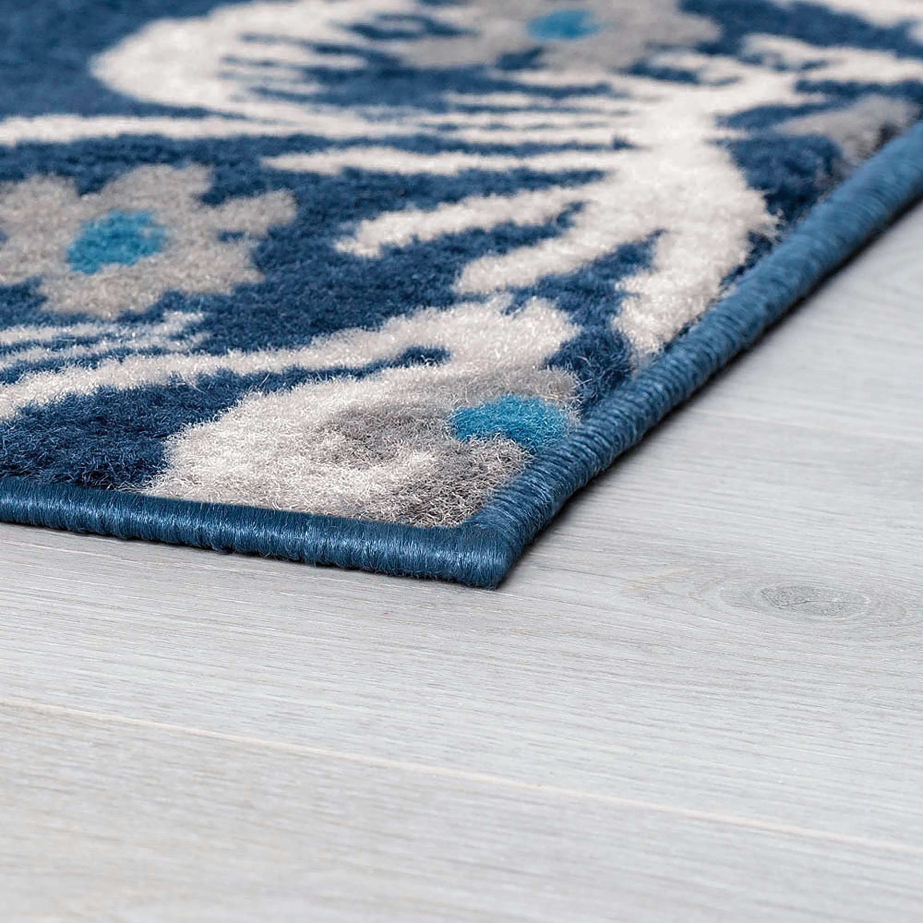 Madison Traditional 5' x 7' Dark Blue Polypropylene Indoor Area Rug