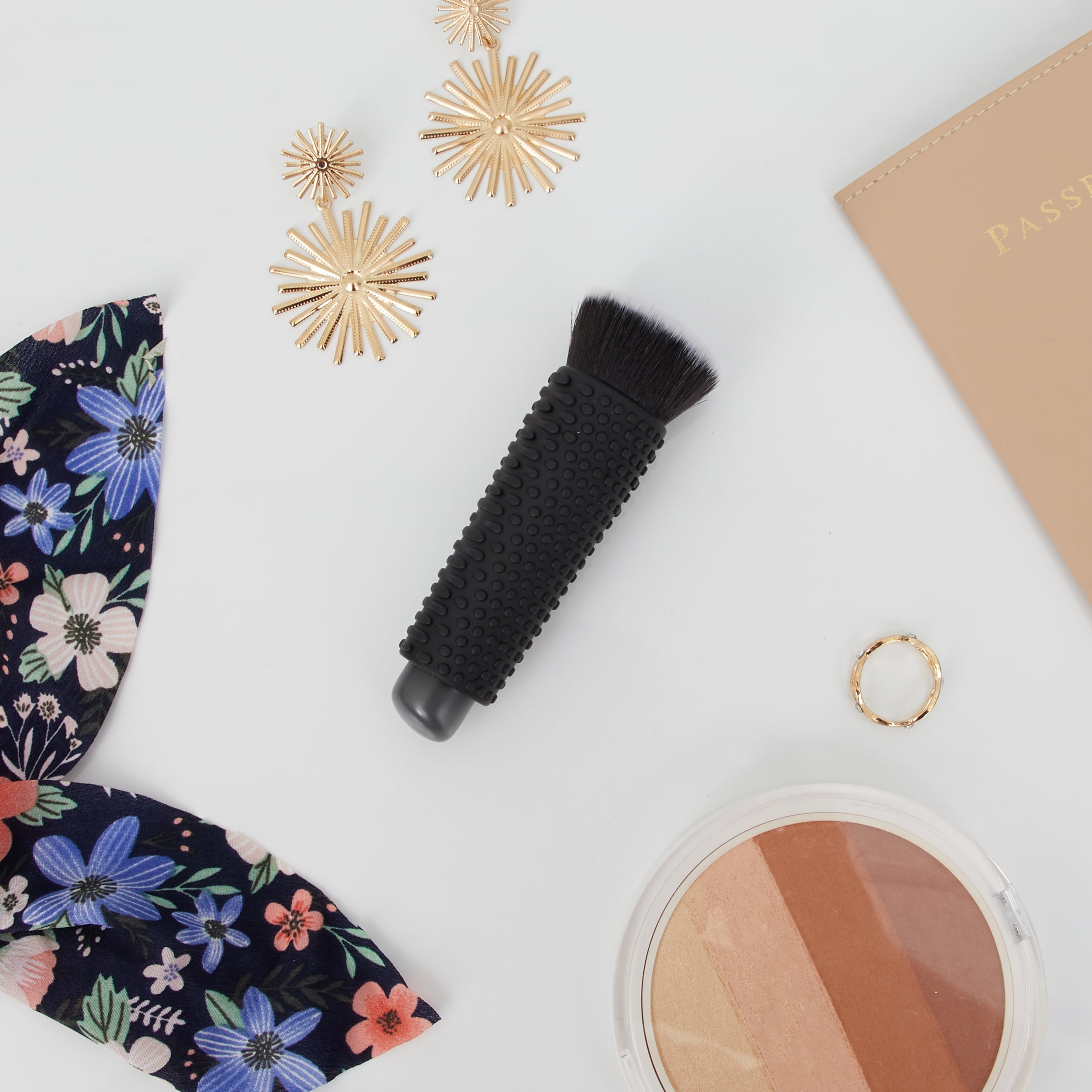 Candie Couture Dual Sided Foundation Brush