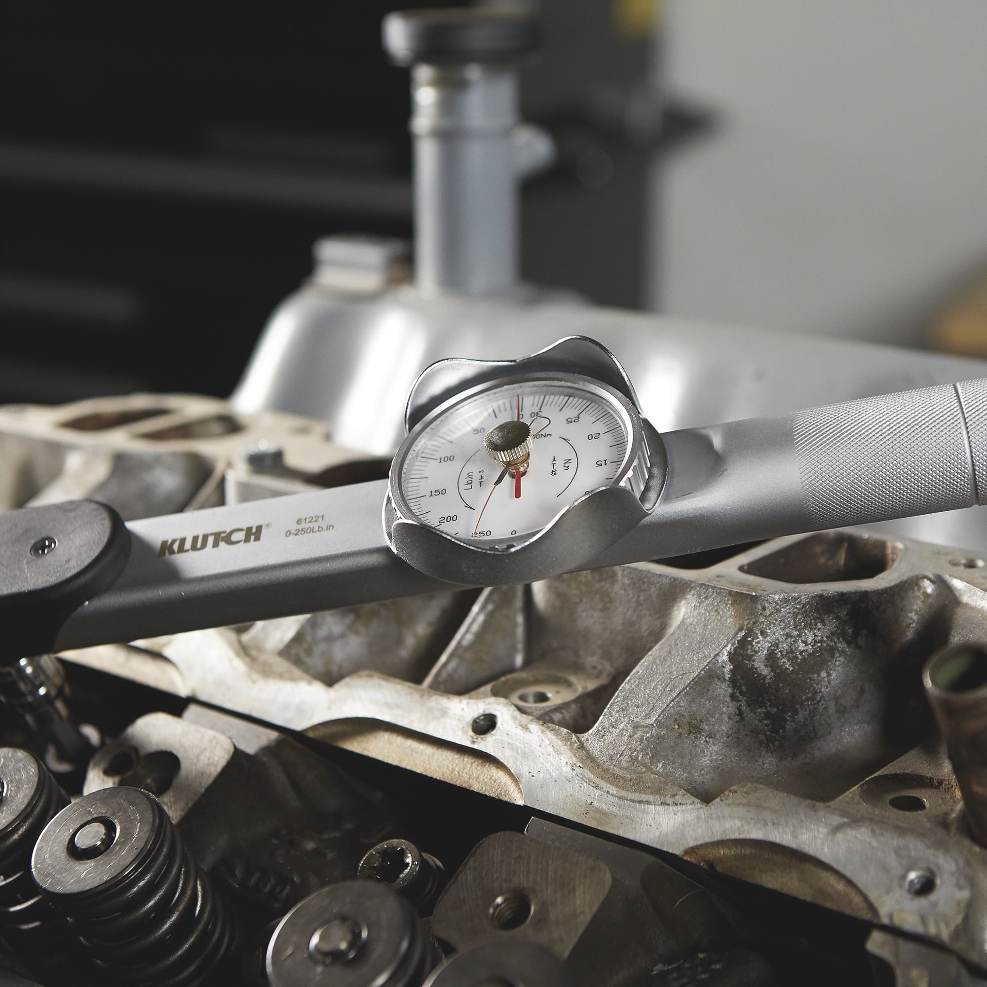 Klutch Dial Torque Wrench, 3/8in.-Drive