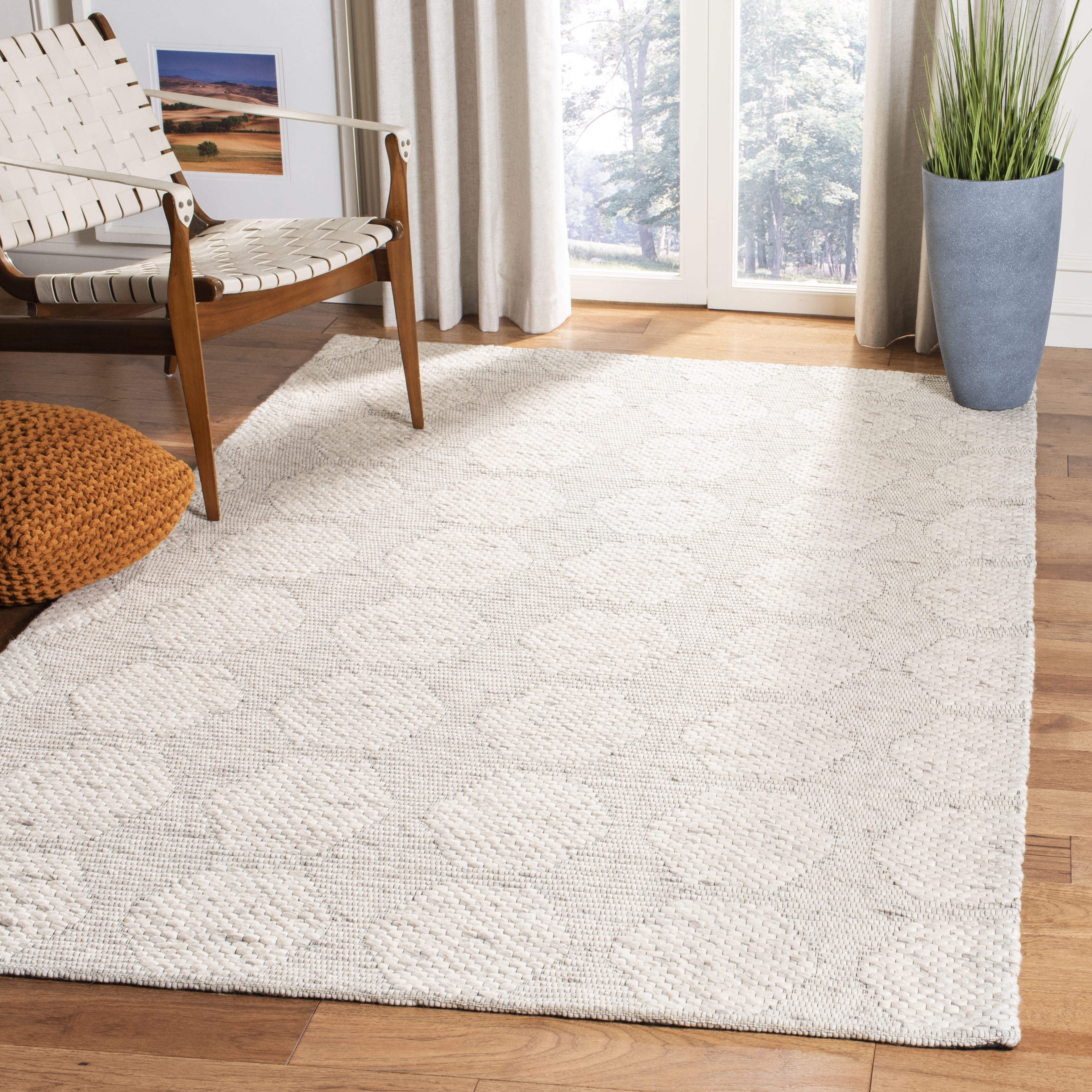 SAFAVIEH Marbella Jaydon Striped Area Rug, Beige, 5' x 8'