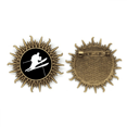 thumbnail image 1 of Esqui invierno deporte negro silueta Pin de gancho de metal vintage con forma de sol Unbranded M, 1 of 3