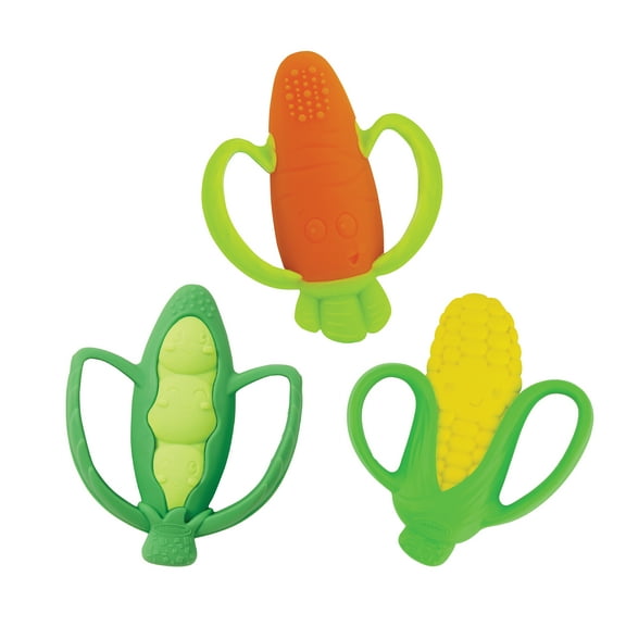 Infantino Farmers Market Veggie Teether Gift Set, for Babies 6-12 Months, Multicolor