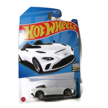 Hot Wheels 2022 - Aston Martin V12 Speedster - Factory Fresh 9/10 [White] 183/250