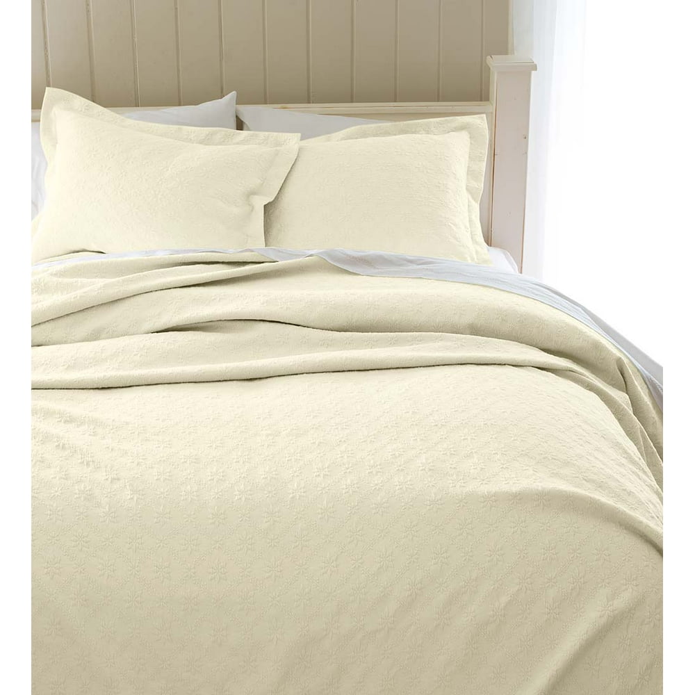 Marie Matelasse Stonewashed Queen Coverlet, Cream