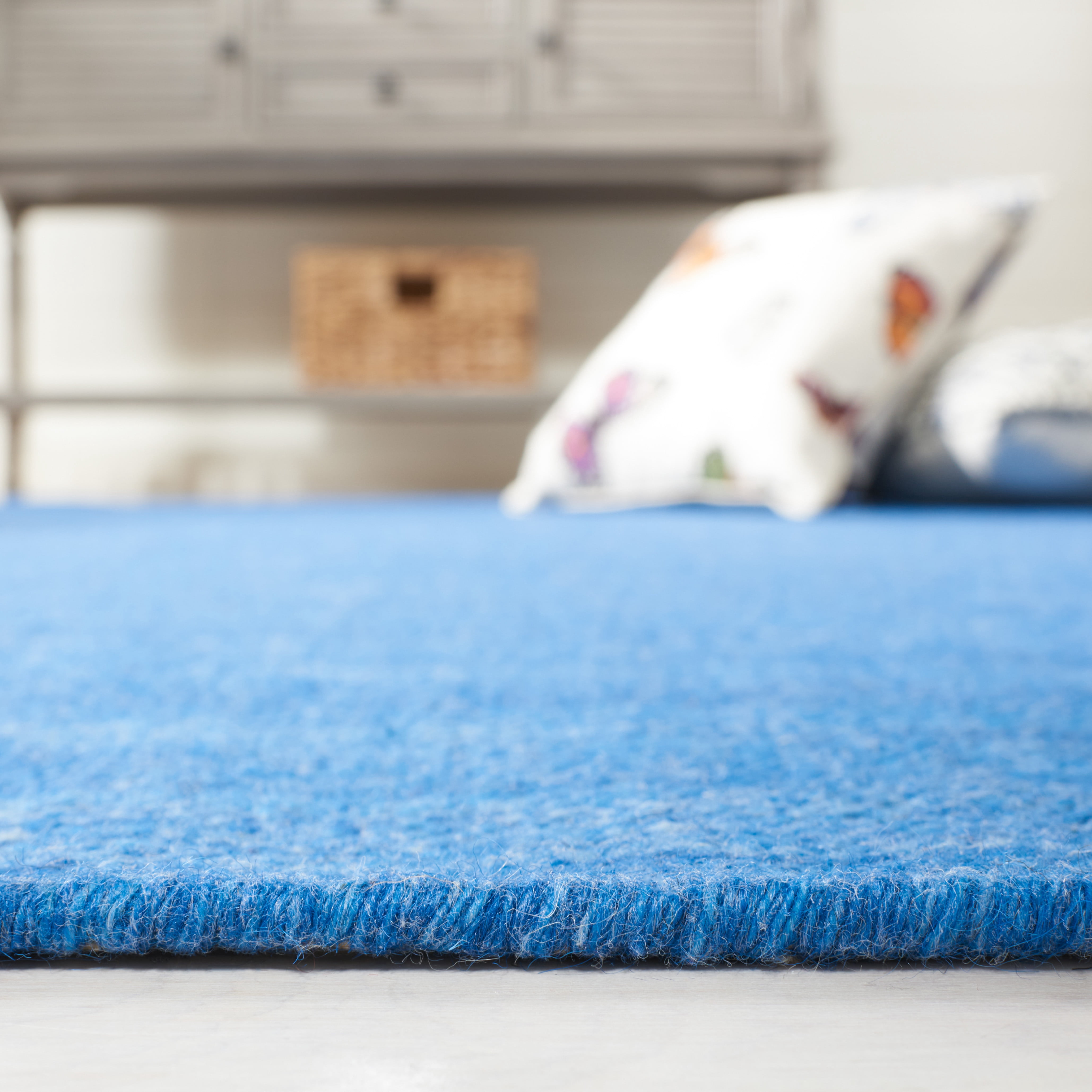 SAFAVIEH Kilim Roderick Solid Area Rug, Blue, 4' x 6'