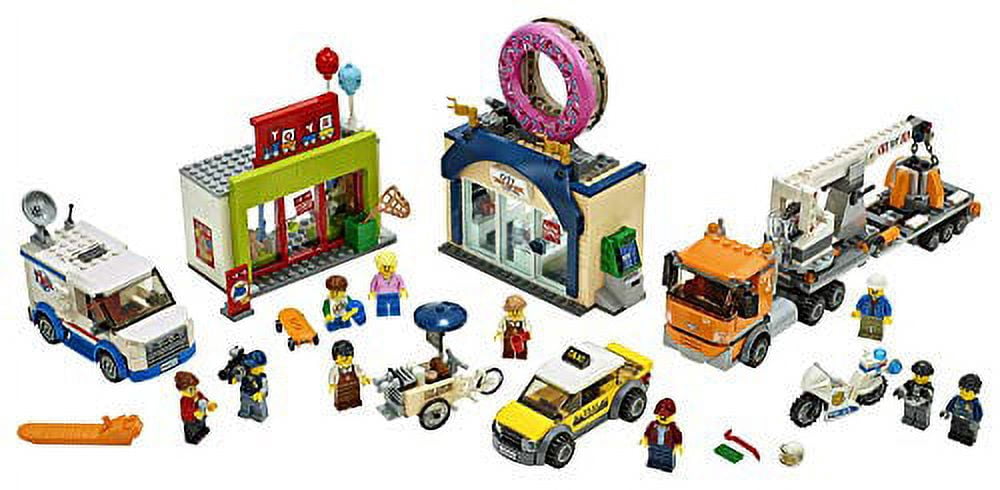 LEGO City Donut Shop Opening 60233