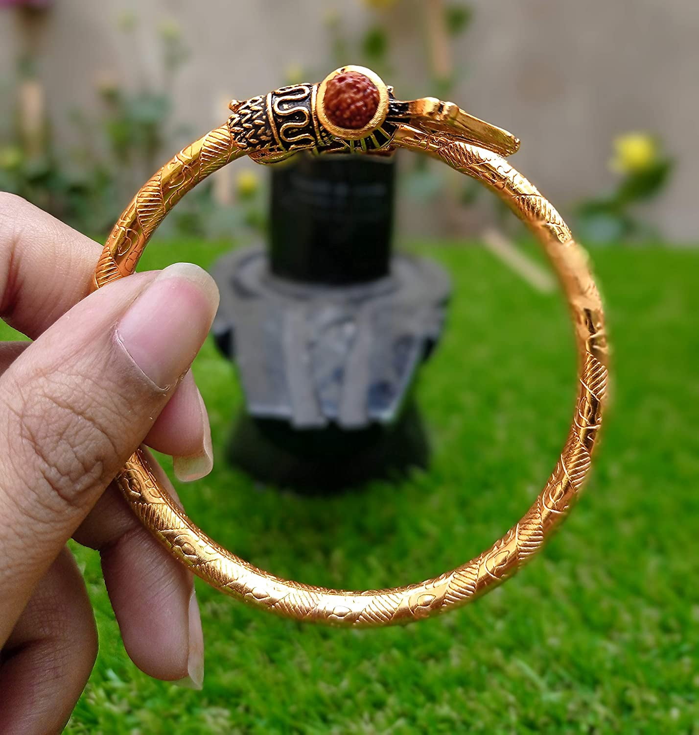 Wonder Care Rudraksha Shiv Om Trishul Damroo Kada for Men, Lord Shiva Bahubali Cuff Bracelet for Men, Boys | Religious Brass Kada | Free Size Bracelet for Maha Shivratri