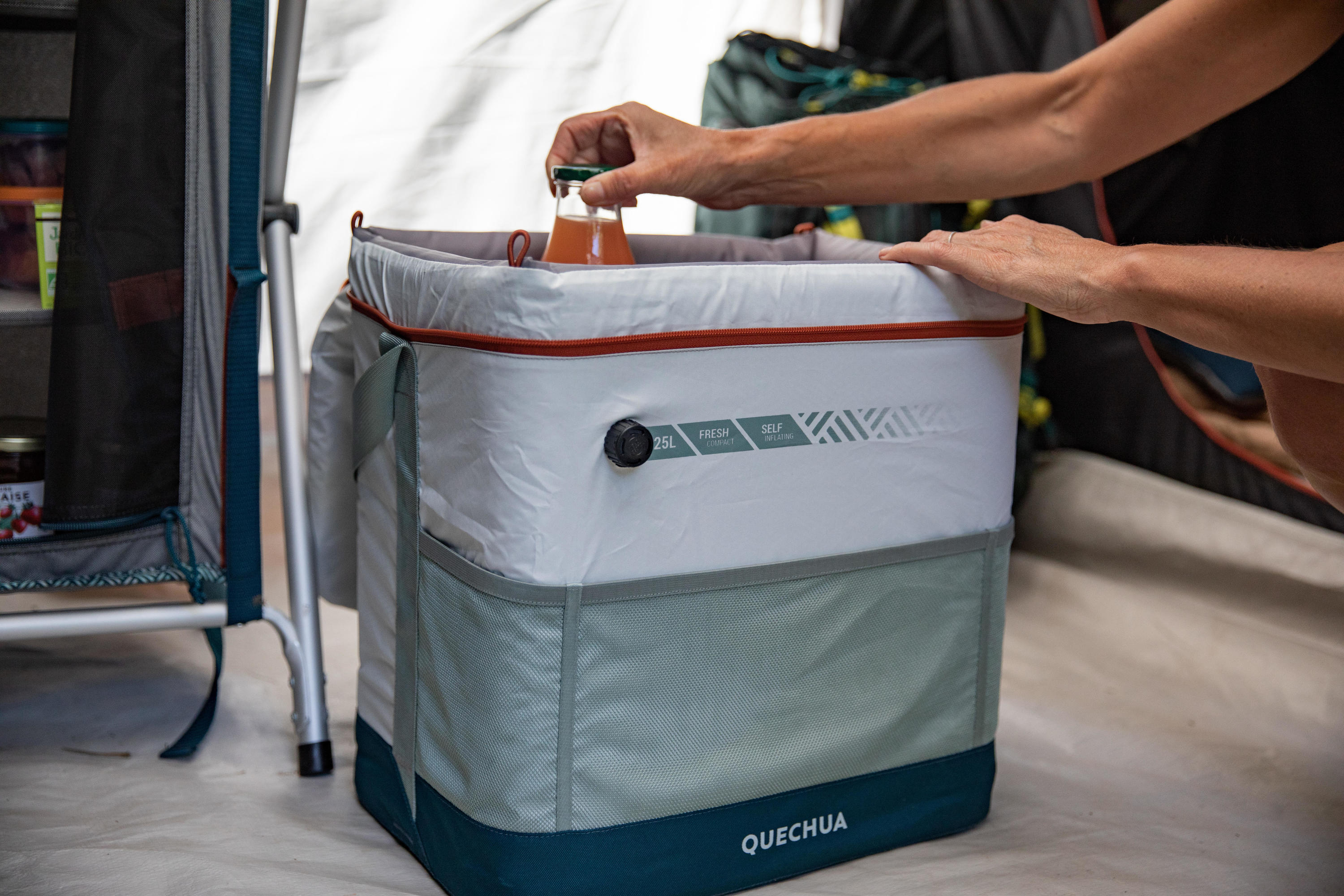 Quechua Camping Soft Cooler Bag 25 Can Capacity photo 8