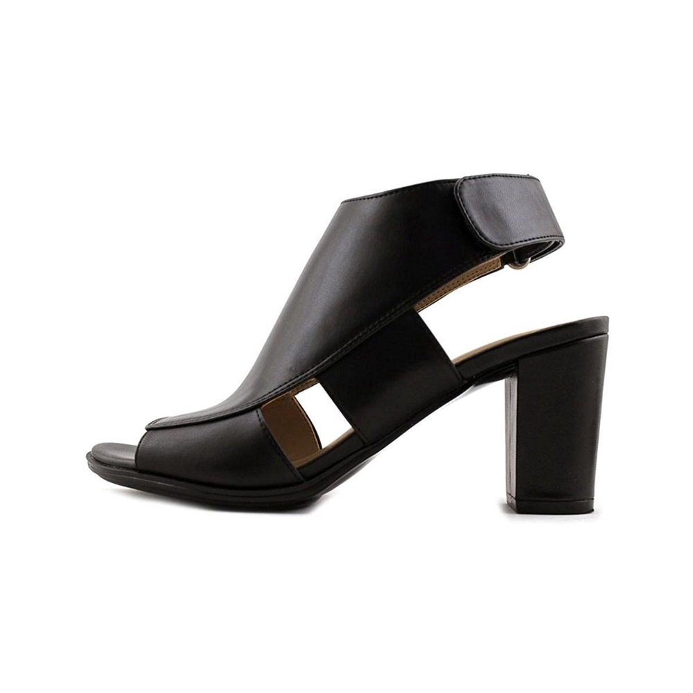 naturalizer mules clearance