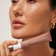 thumbnail image 4 of Bálsamo labial acondicionador Summer Fridays Beige Vainilla, 4 of 5
