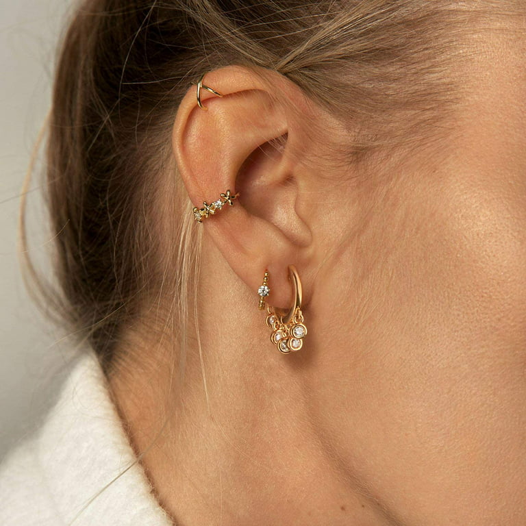 WILD BEAUTY// Gold Dangle Ear Cuff Three Long Chain With Gold 