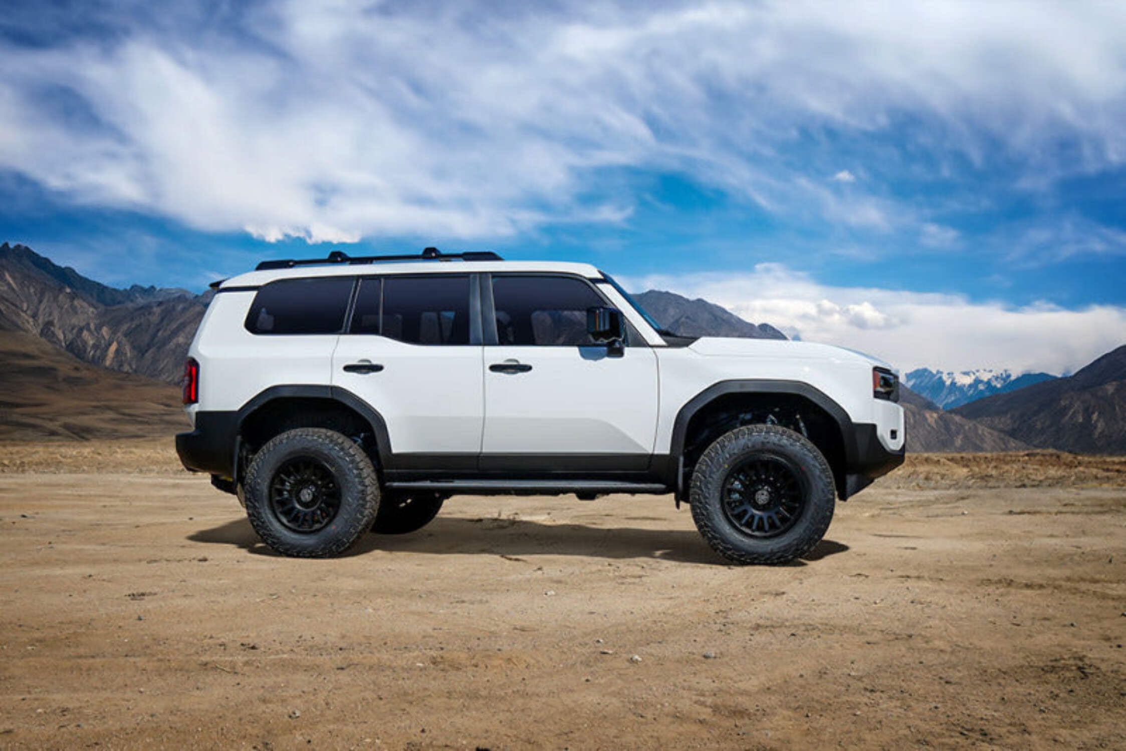 Icon 2024 Toyota Land Cruiser 250/2024 Lexus GX550 2.5 Series Remote Reservoir Shocks w/ CDXS