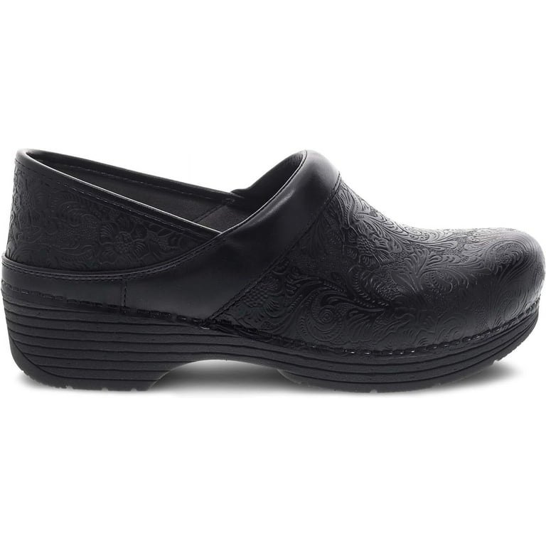 Dansko best sale lightweight clogs