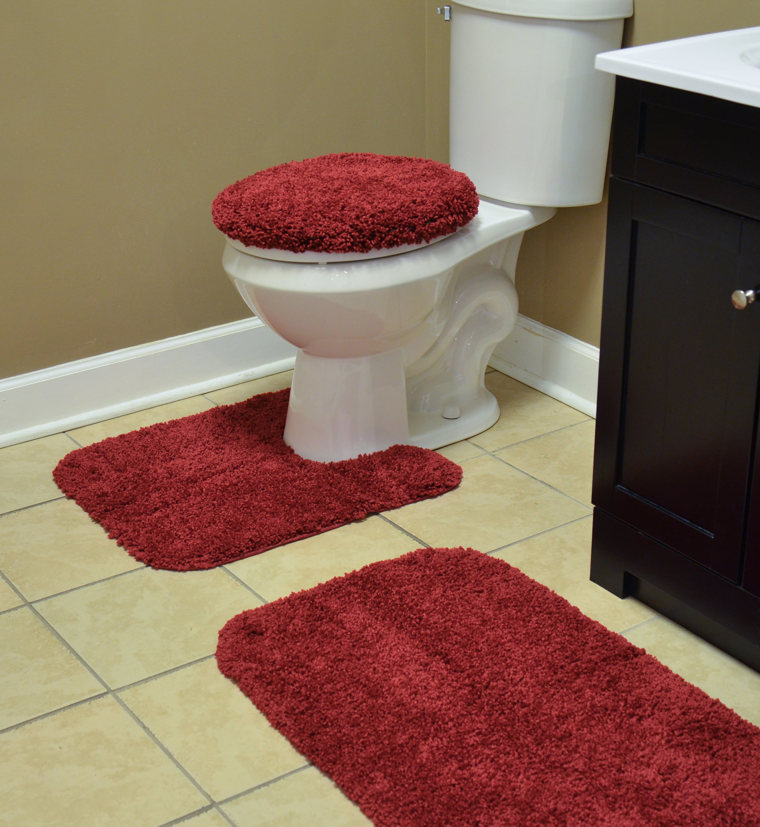 Garland Rug Serendipity Washable Nylon Bath Rug Set, 3 Piece Set (21"x34" Bath Rug, Contour Rug, & Toilet Lid) Chili Pepper Red