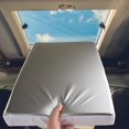 thumbnail image 1 of Aislador De Ventilación Antideslizante Impermeable Para Vehículos Recreativos Y Cubierta Para Claraboya De Ducha Para Caravanas Con Superficie Reflectante. Ahorro De Energía Se Adapta A Rejillas De Ve, 1 of 5