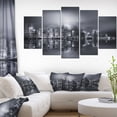 thumbnail image 1 of Panorama Noir et Blanc de Hong Kong, 1 of 3