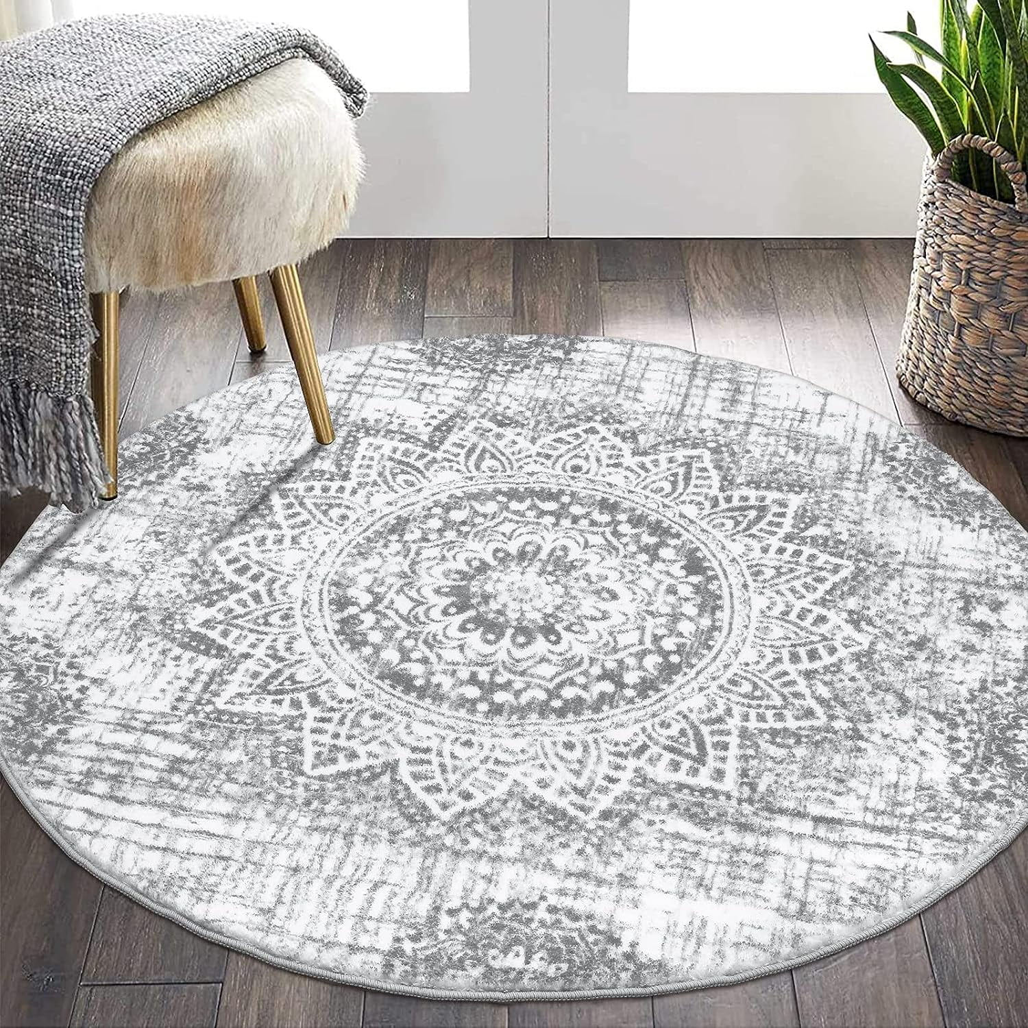 BOTUI 5.2Ft Vintage Round Area Rugs Washable Chic Bohemian Mandala