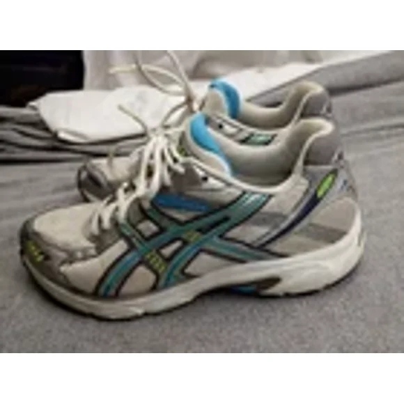 Asics Gel-Kanbarra 4 Womens 8 39.5 Gray White Running Shoe Jogging T975N