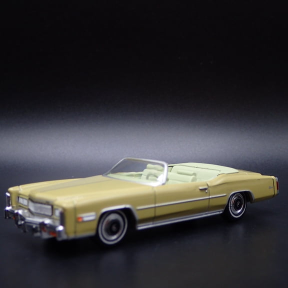 Open Box 1975 75 CADDY CADILLAC ELDORADO CONVERTIBLE 1:64 SCALE DIORAMA DIECAST MODEL CAR
