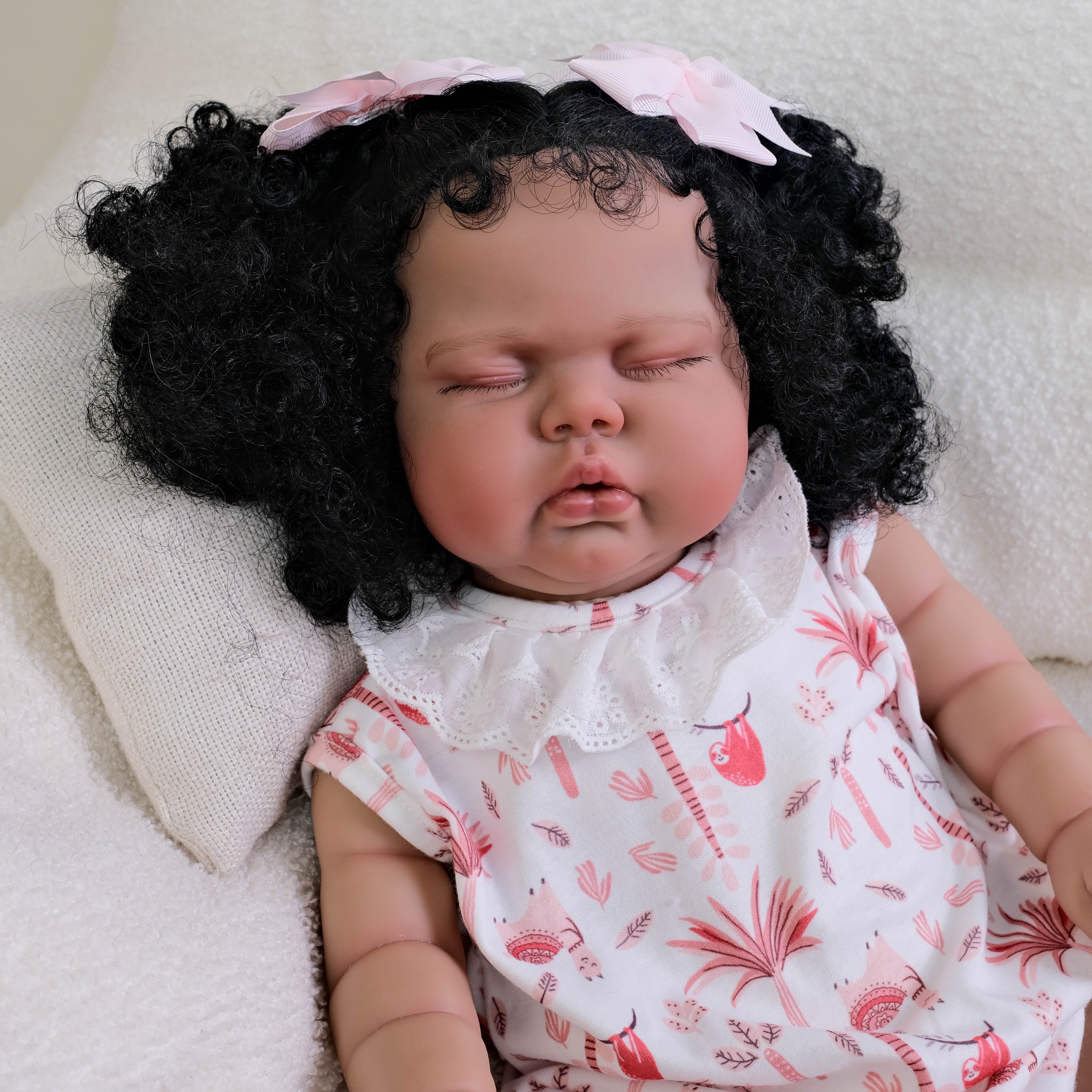 Lifelike Reborn Baby Dolls 19 inch Real Baby Doll Soft Cloth Body African American Real Life Newborn with Complete Accessories for Kids Age 3+