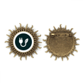 thumbnail image 1 of Cable de carga enchufe verde oscuro Pin de gancho de metal vintage con forma de sol Unbranded M, 1 of 3