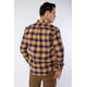 thumbnail image 3 of CAMISA DE FRANELA A CUADROS CON BOLSILLOS PARA HOMBRE GENERRA, 3 of 5