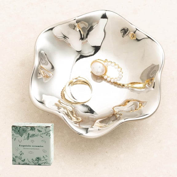 AIOMUO Ceramic Trinket Dish for Jewelry, Lotus Leaf Shape Small Ring Dish Tray, Jewelry Dish Organizer for Necklace Earrings, Home Decor Gift for Mom Best Friend Sister (Electroplated silver)