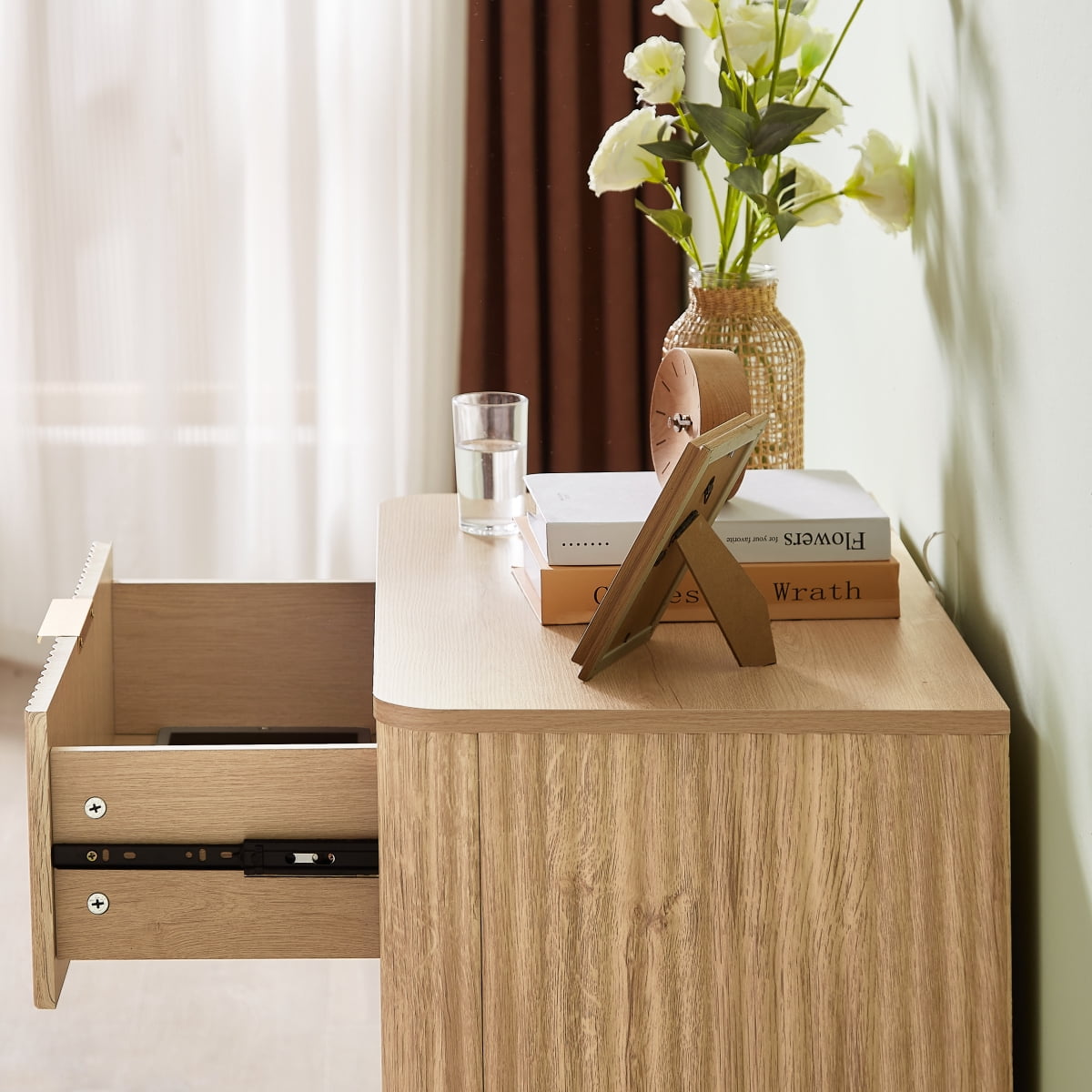GZXS 2-Pack Nightstands in Oak Finish, Contemporary Fluted Wooden Dressers with 3 Drawers, for Bedroom, Hallway, Small Spaces - 27.6"L x 15.75"W x 27.17"H