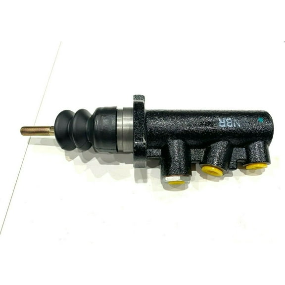 Arko Tractor Parts Brake Master Cylinder Replacement Fits For Case IH 570LXT 570MXT 580K 580L 580M 580SK 585G 586G 588G 590 D143162 182445A1 D141150