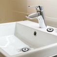 thumbnail image 4 of Tapón de baño de goma negra de 2 piezas con tapón de drenaje de cadena con cadena de bolas tapón de baño negro tapón de baño de goma de 2,5 pulgadas para agujeros de baño TUNC Sencillez, 4 of 5