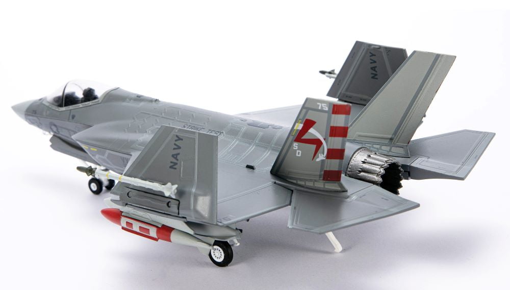 Air Force 1 AF1-0010C 1 to 72 Scale US Air Force CF-05 VX-23 USS