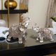 thumbnail image 1 of Escultura de estatua de pareja de con maletero arriba figurita de resina coleccionable para mesa Oficina dormitorio decoración regalos de Baoblaze Estatuilla de elefante, 1 of 8