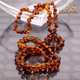 thumbnail image 4 of Amberalia, Collar de Ámbar Báltico de 50 cm, modelo para Adultos, con broche de rosca y nudos entre cada cuenta. Ámbar Importado de Lituania. Color Cognac Pulido. Amberalia Collar 50 cm adulto, 4 of 7